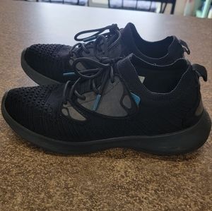 Vessi Size 9 Waterproof Shoes